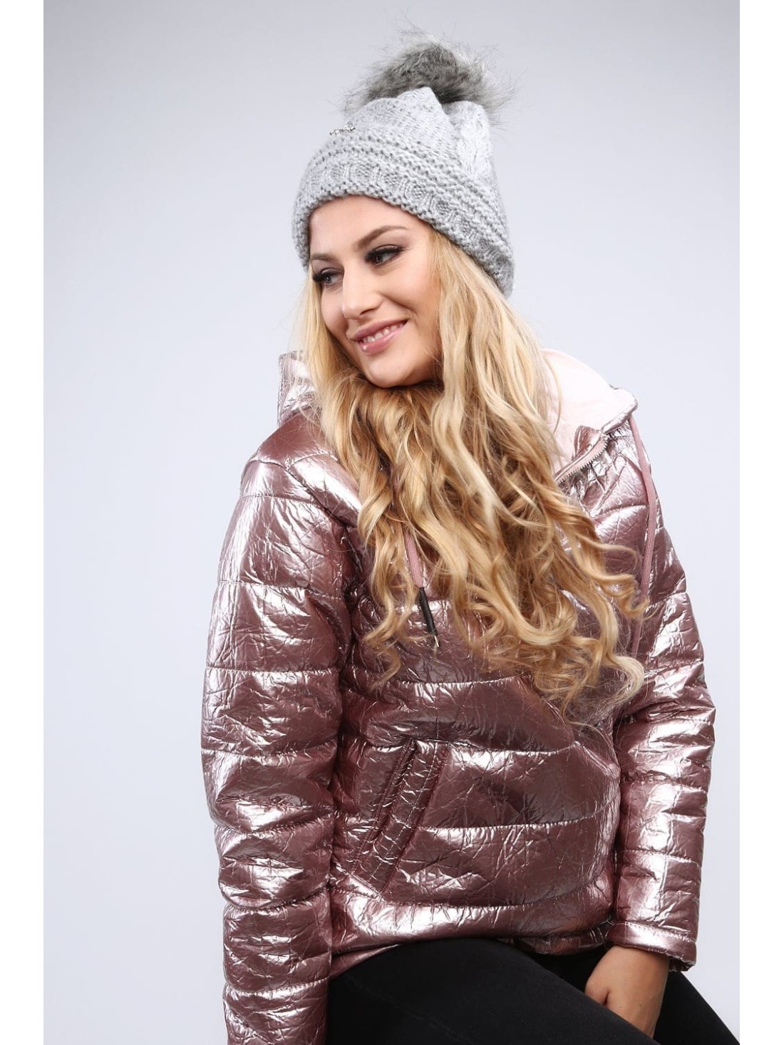 Hellgraue Wintermütze C10 – Online-Shop – Boutique